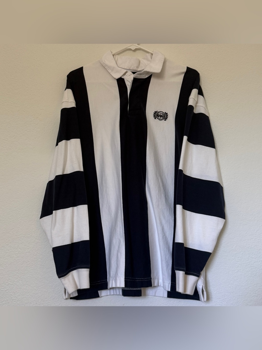 Levi’s Oversized Fit Vertical Striped Long Sleeve Rugby Shirt Men’s Small - Navy